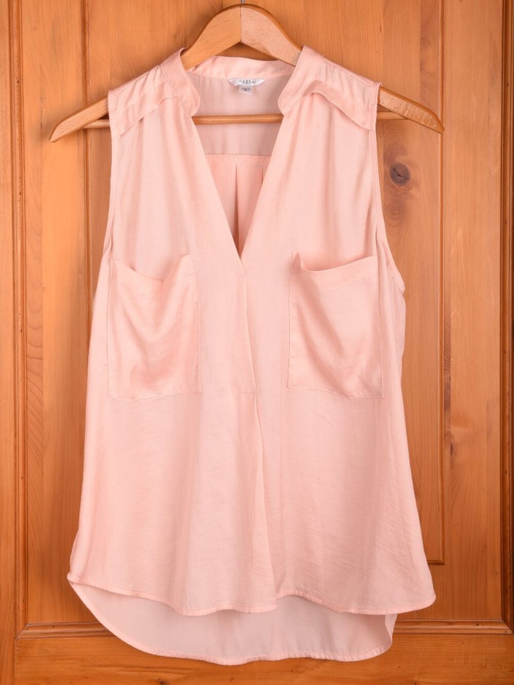 GUESS Soft Blush Pink Sleeveless Blouse V-Neck Utility Pockets - Size Small